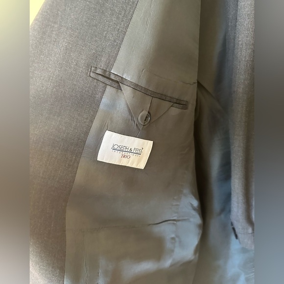 Joseph and Feiss Grey Suit - Picture 2 of 3